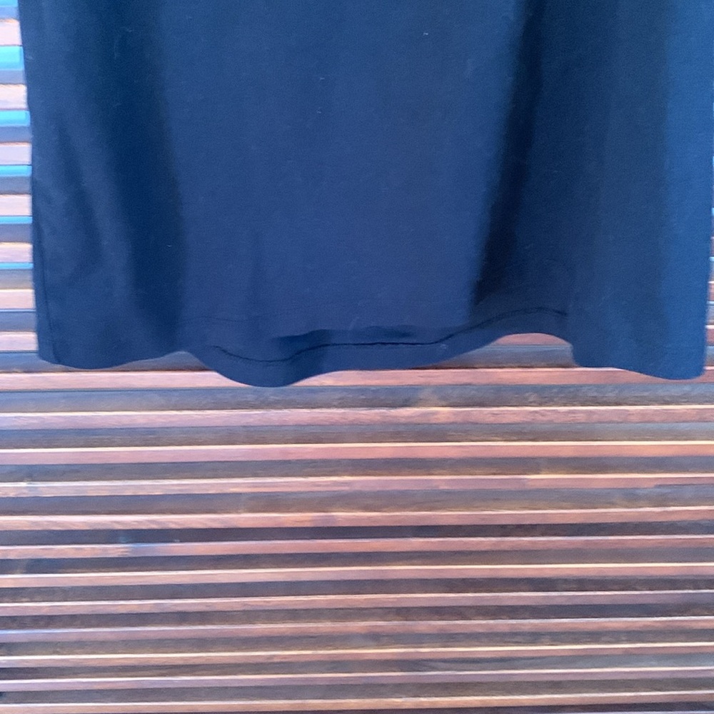 Bay Studio tee - Picture 2 of 5